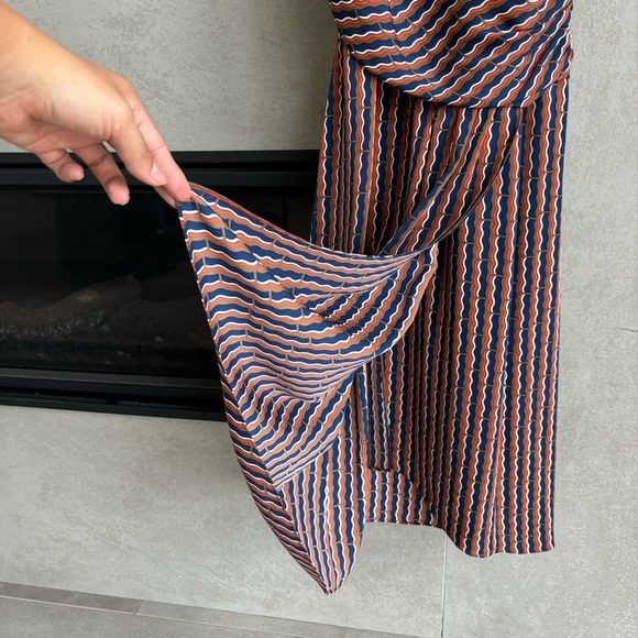 Diane Von Furstenberg 'Saige' Geo Print Silk Blend Party Dress, Size 6 - Picture 10 of 14